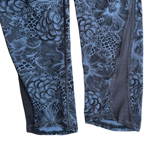 Lululemon Train Times High Rise Mesh Crop 17" in Nouveau Mach Blue Black Sz 4 - Picture 8 of 10